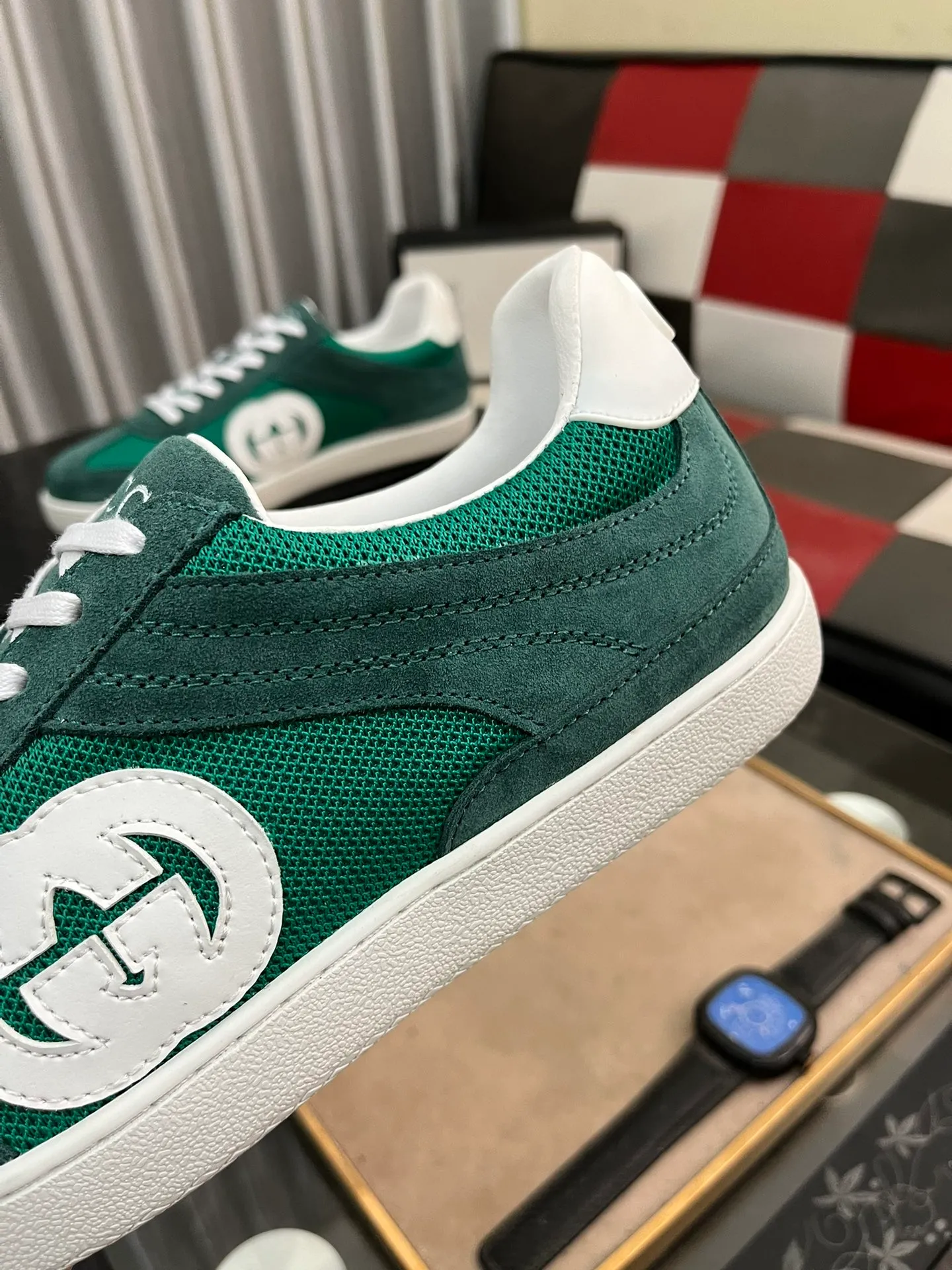 Men's shoes💰380⌚️⌚️[GUCCI] Gucci men's casual shoes are absolutely popular🔥The ultimate matching item for trendy men! The charm of super texture is irresistible, the main recommendation, the flower leather color is bright! The upper is made of high-quality cowhide + brand printed fabric, sheepskin feet, wear-resistant rubber sole, noble and elegant! Extremely comfortable🎁🎁You can be as handsome as you want💪 38-447️⃣colors available
